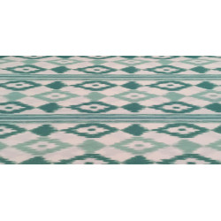 Loneta Estampada Modelo Mallorquina patrón en Ikat, Elegancia y Resistencia en 280 cm Ancho.